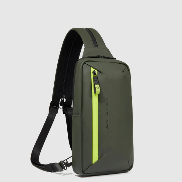Zaino Piquadro monospalla uomo resistente all' acqua