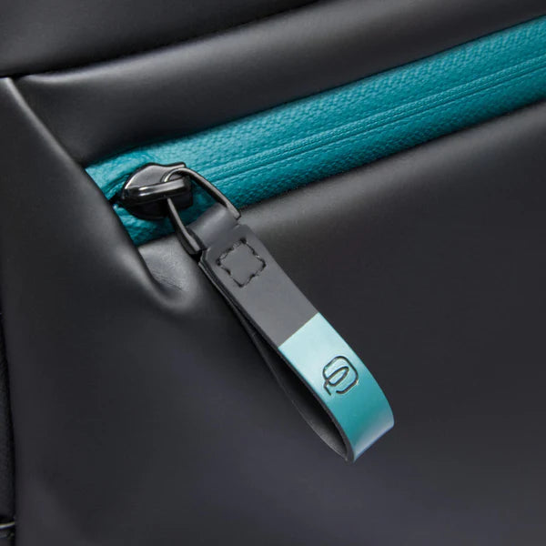 Zaino Piquadro resistente all'acqua porta pc 15,6"