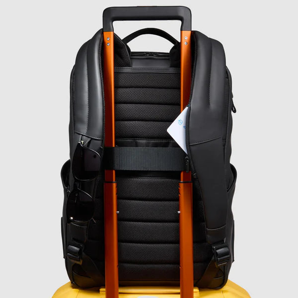 Zaino Piquadro resistente all'acqua porta pc 15,6"